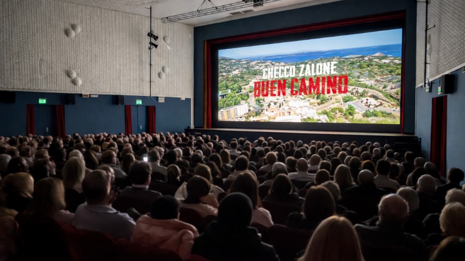 auditoriumzalone.jpg (281 KB)