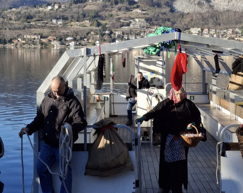 befanalago__2_.jpeg (155 KB)