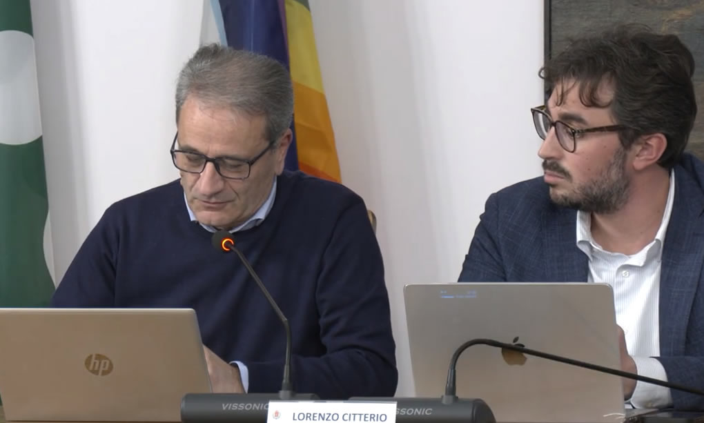 casatenovoconsigliodup4.jpg (55 KB)