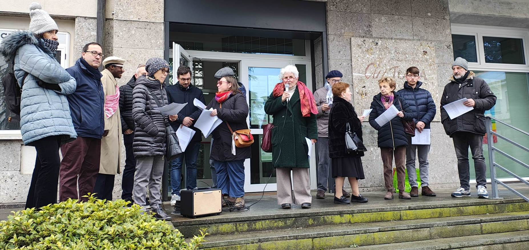 casatenovonomi11.jpg (346 KB)