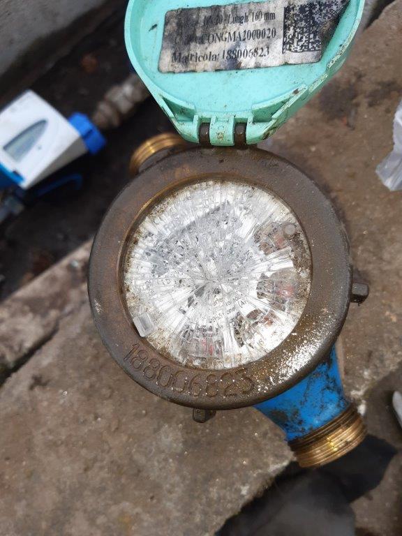 contatore_acqua_rotto.jpg (76 KB)