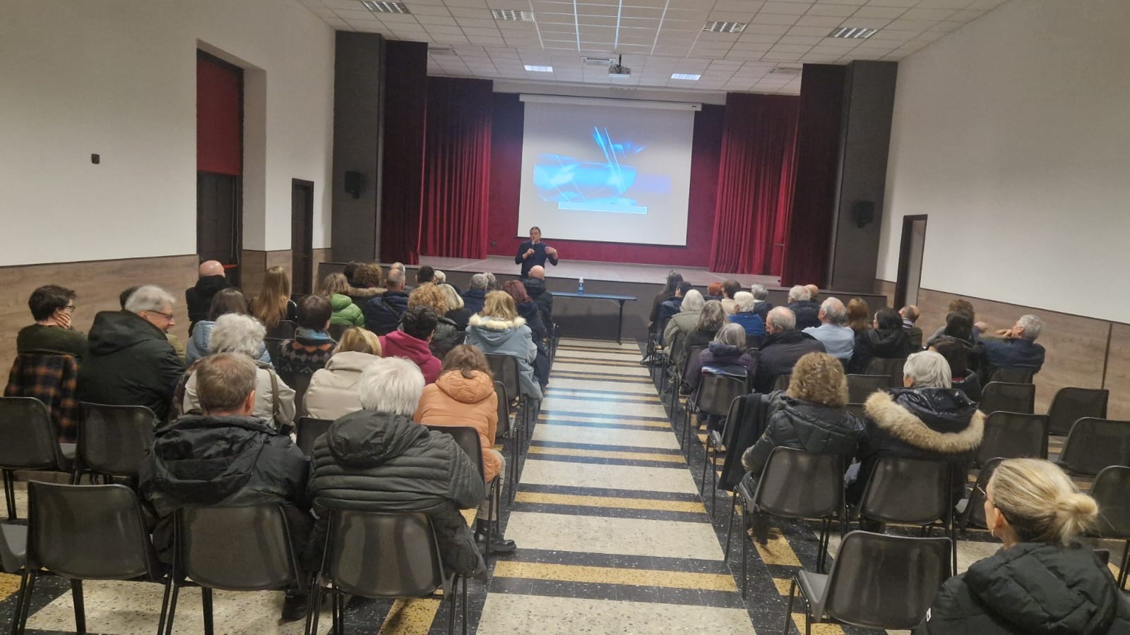 da13355c-86f0-46c9-86ac-13614f4da98b.jpeg (203 KB)