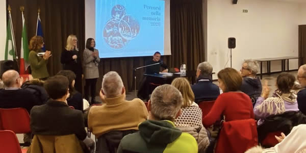 memoriahp2.jpg (29 KB)