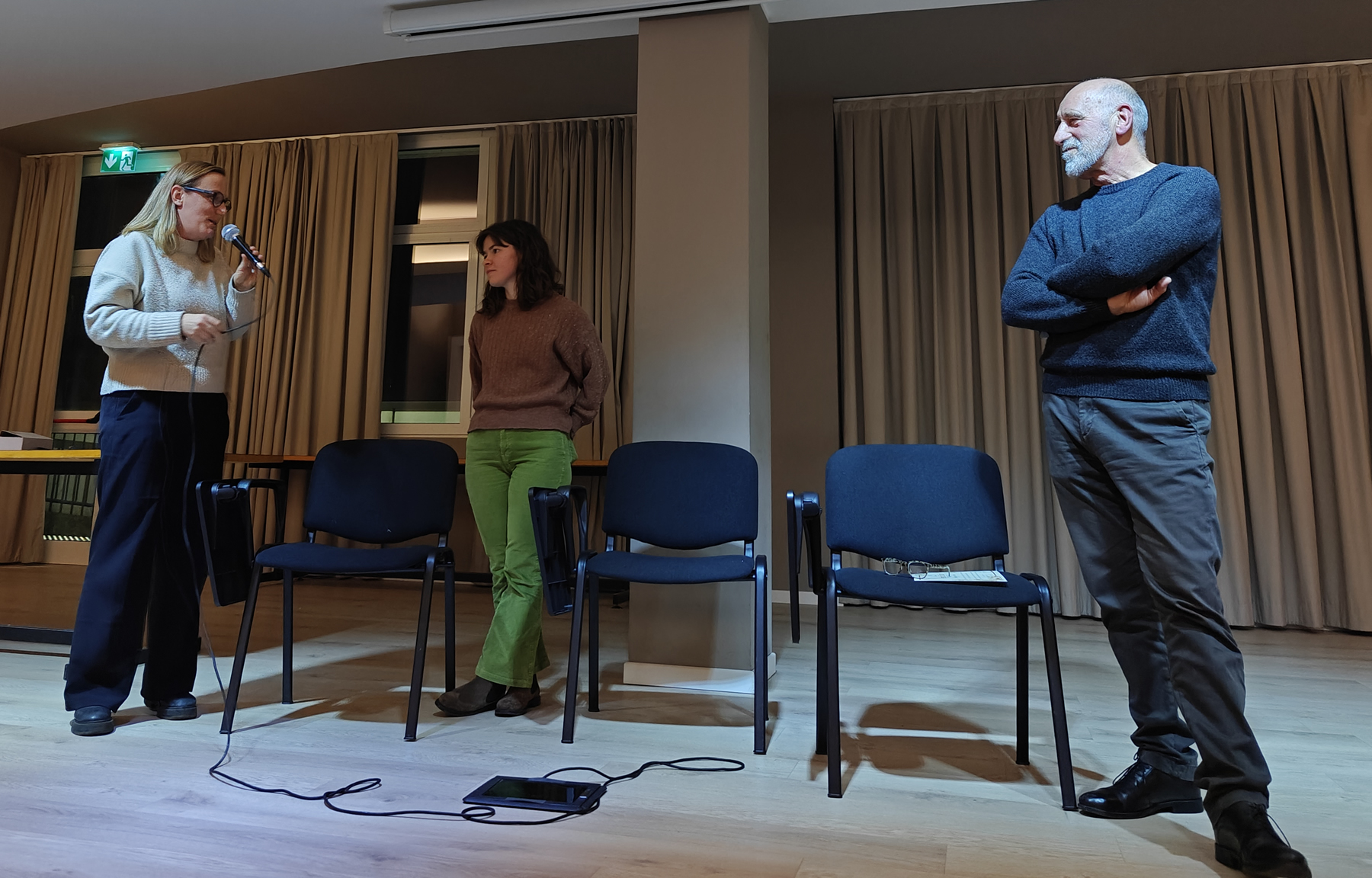 oggionoborse4.jpg (992 KB)