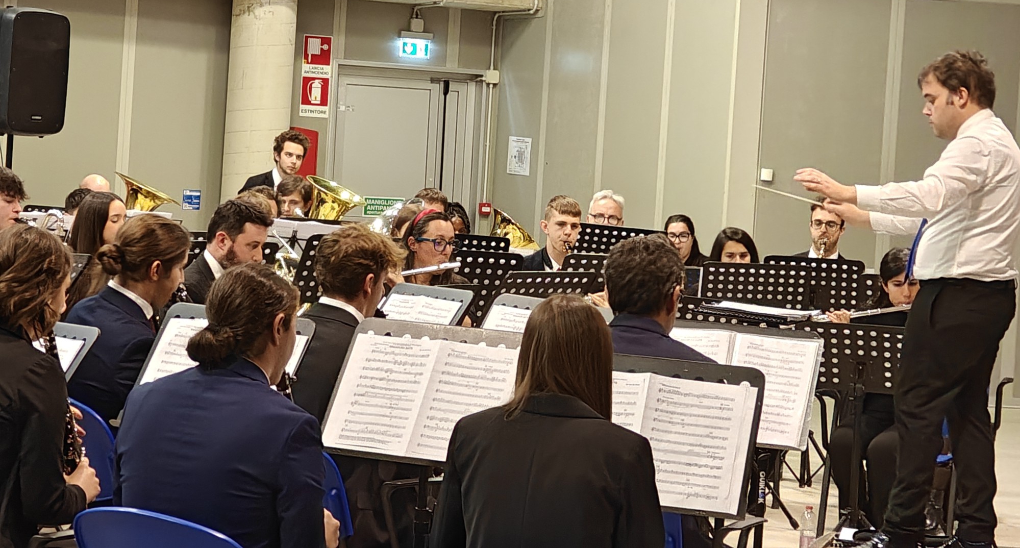 oggionoconcertoinizioanno__10_.jpg (998 KB)