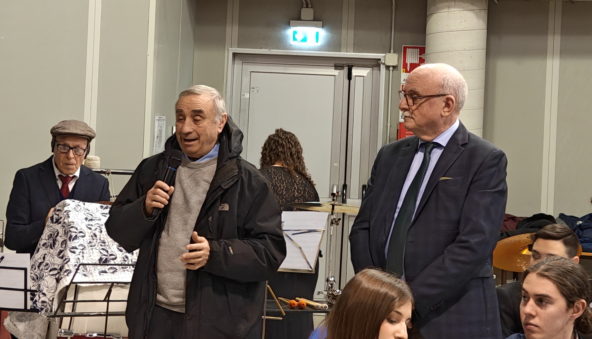 oggionoconcertoinizioanno__14_.jpg (927 KB)