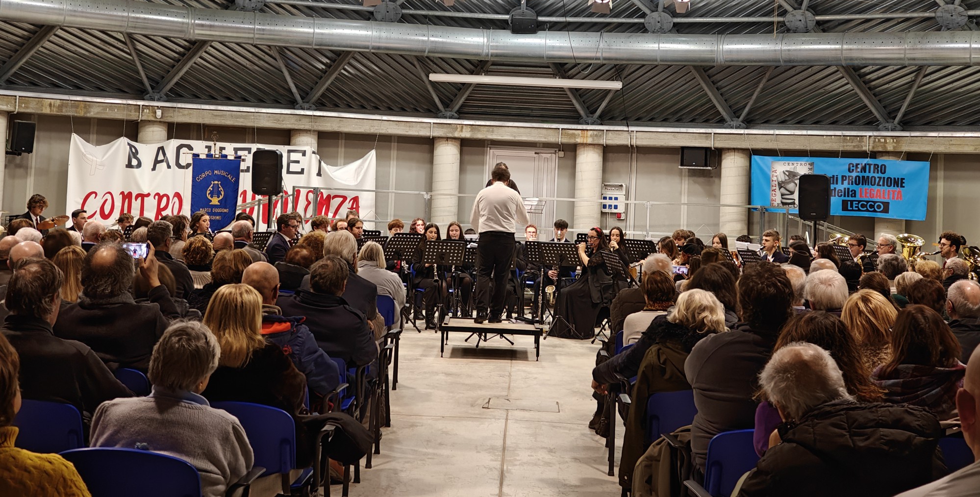 oggionoconcertoinizioanno__8_.jpg (1.21 MB)
