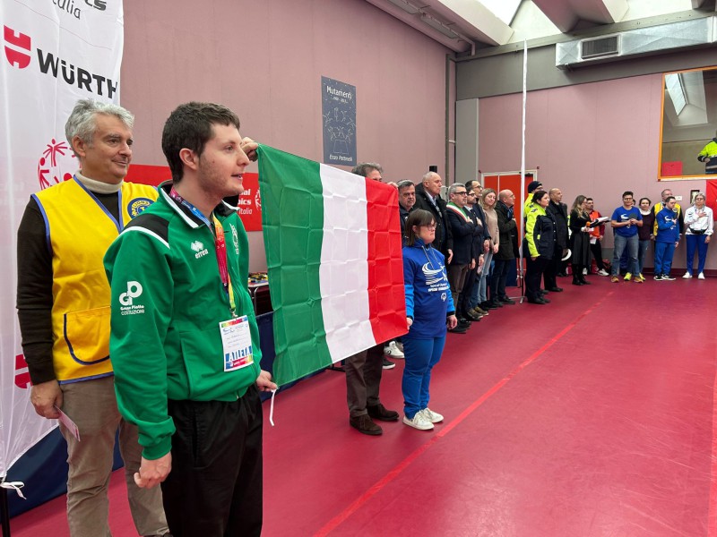 oltretutto__1_.jpeg (115 KB)