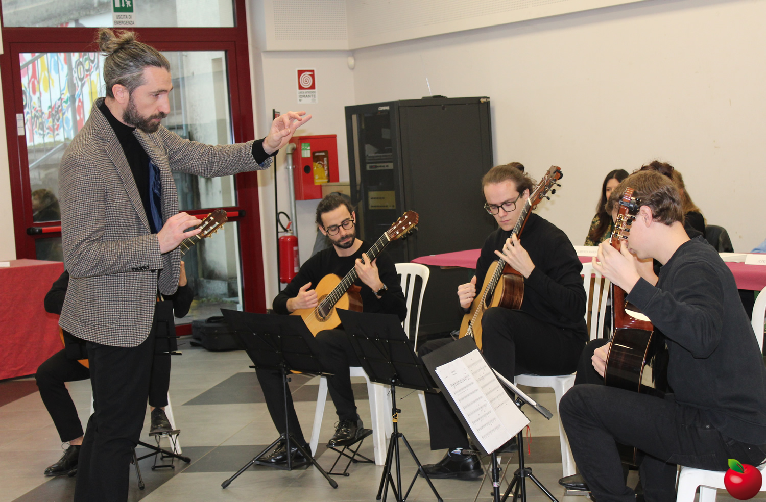 ute_laboratori6.jpg (489 KB)