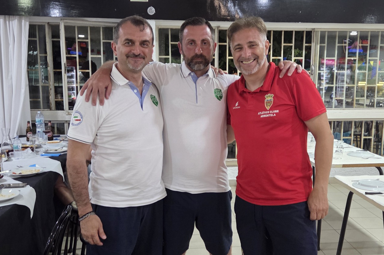 Fabio_-_Cristian_-_Jos_.jpg (438 KB)