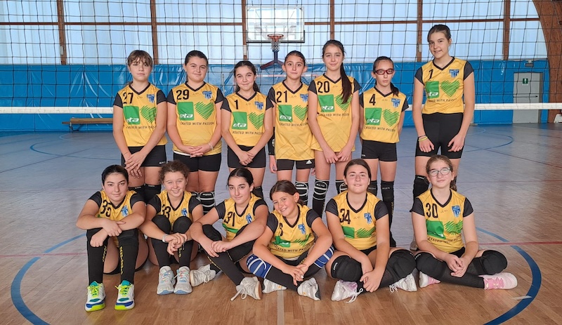 Molteno_volley1.jpg (205 KB)