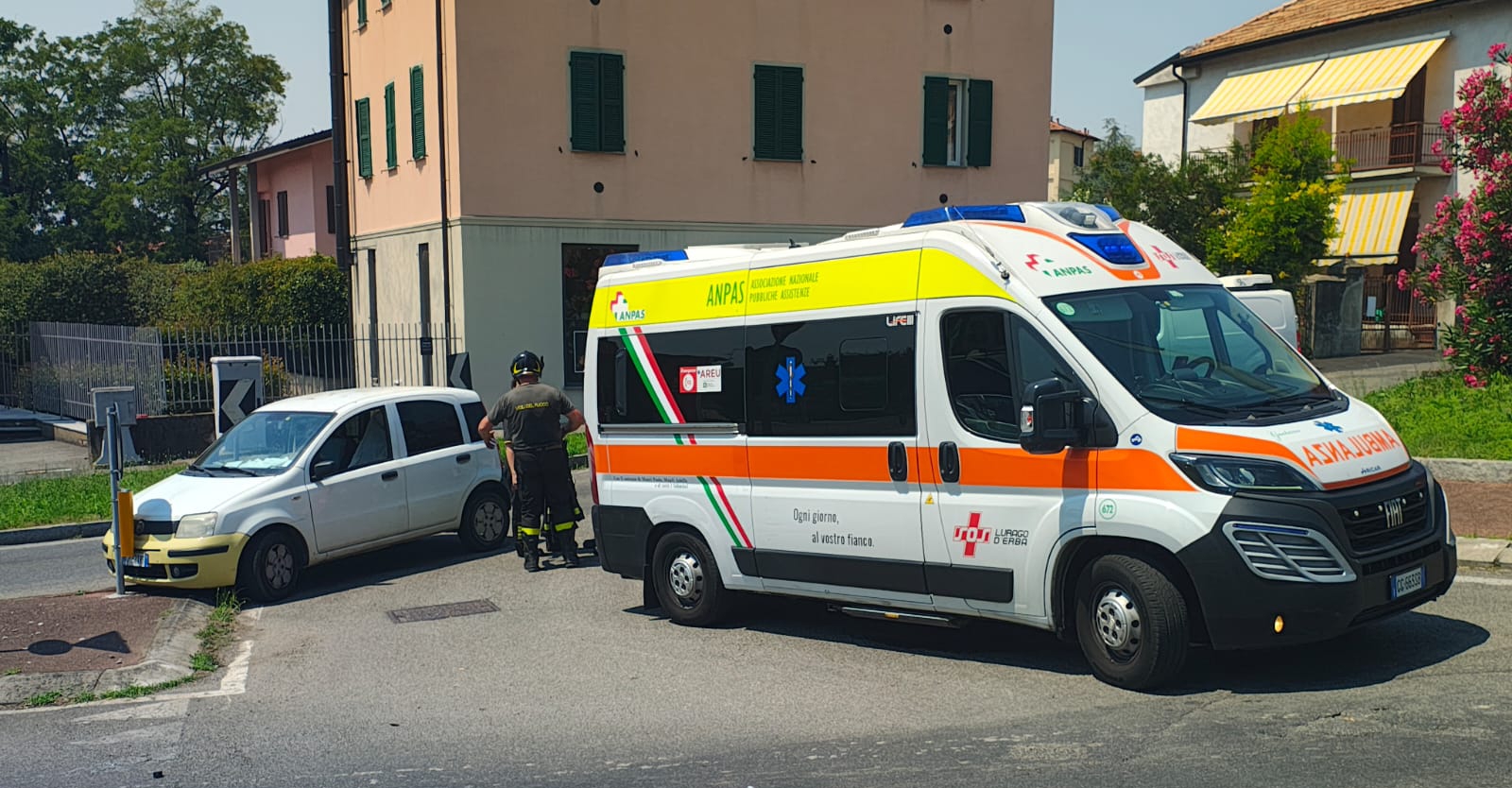 casatenovoinci2.jpg (470 KB)