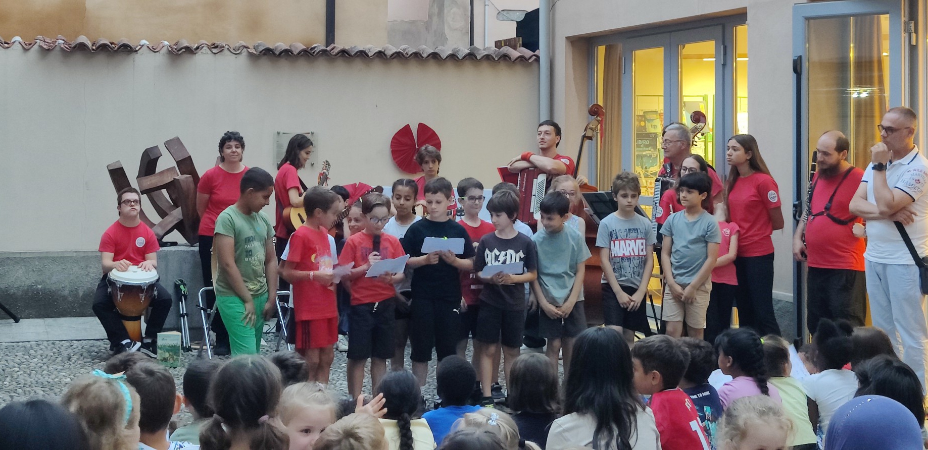 cremellabiblioteca35__20_.jpg (890 KB)