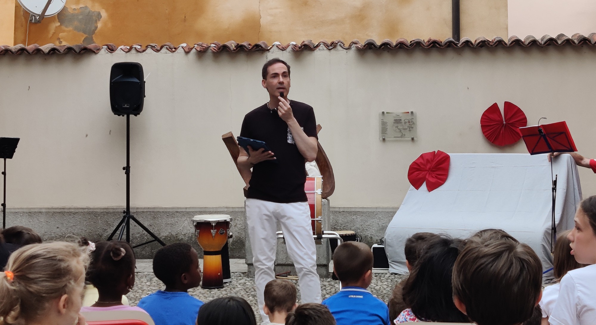 cremellabiblioteca35__9_.jpg (1003 KB)