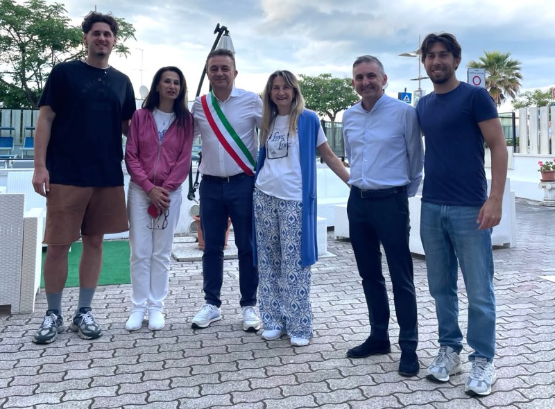 retesalutemisano3.jpg (147 KB)