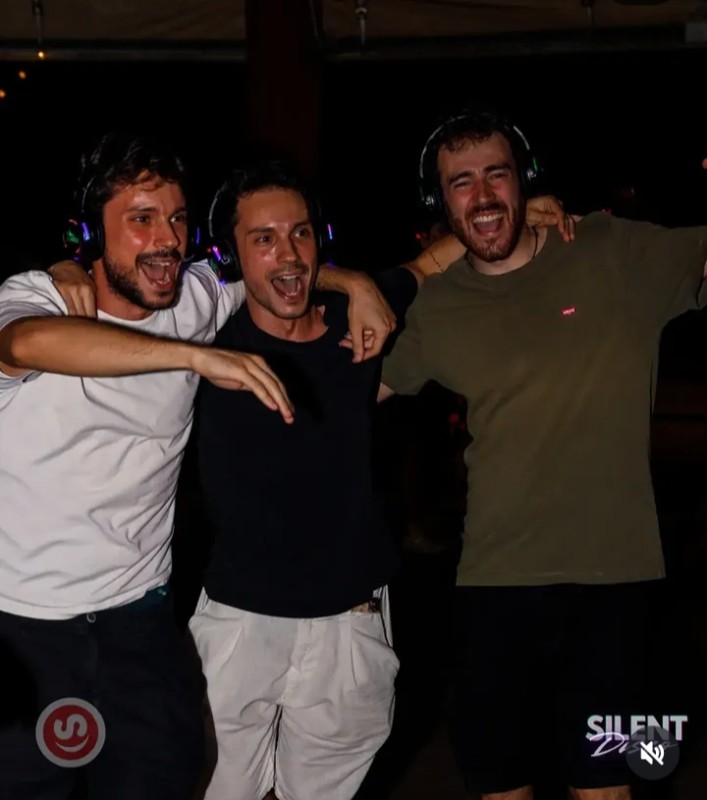 silentdisco__1_.jpeg (61 KB)