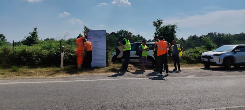 sp_54_consegna_lavori_rotonda_montevecchia__5_.jpg (69 KB)
