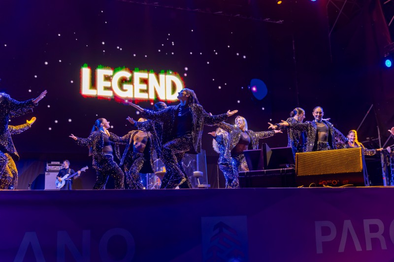 Gloria_Gaynor_casatesport__1_.jpeg (80 KB)