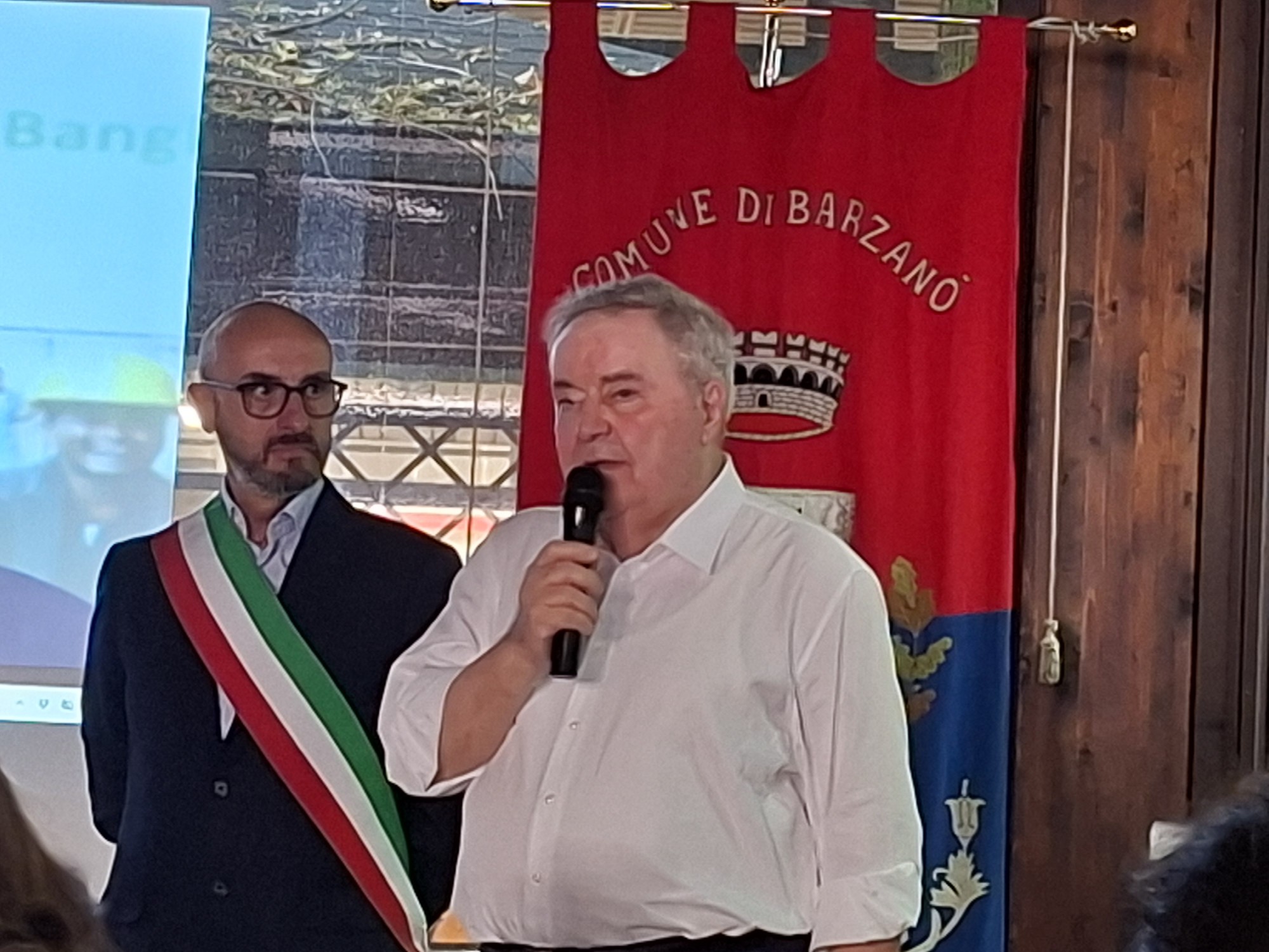 barzanodacca__8_.jpg (438 KB)