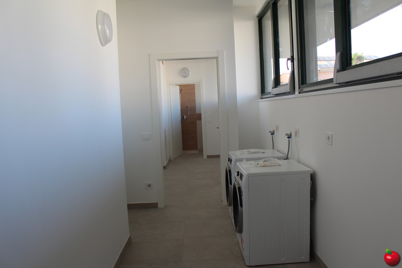 casatenovohousing_0006.jpg (120 KB)