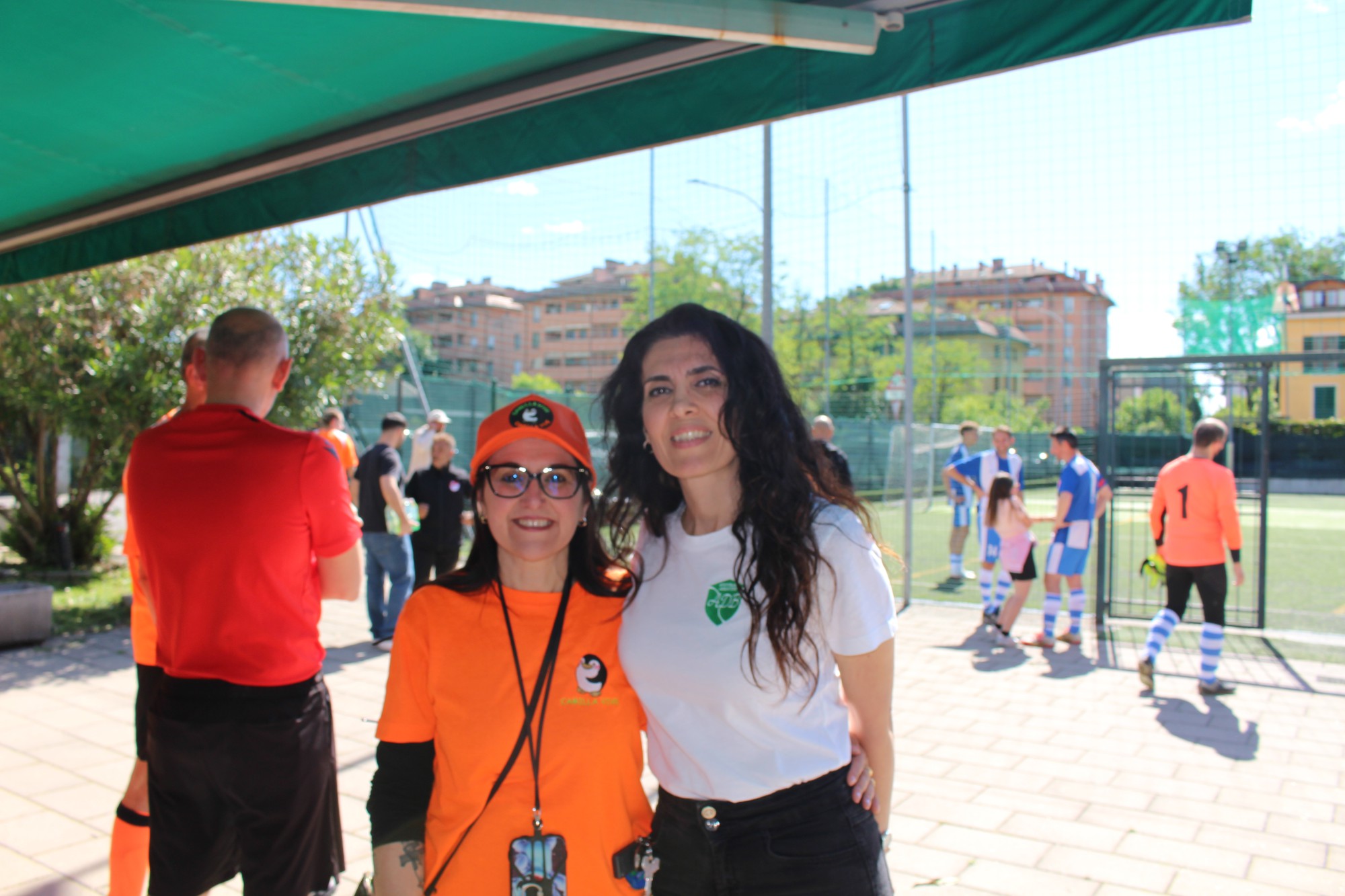 Cristina_ADB_s_e_Monica_-_Camilla_Vive_ODV.JPG (352 KB)