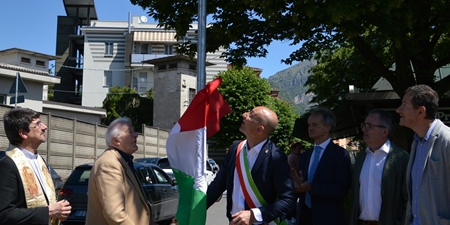 PIAZZALEGALBANIPR.jpg (92 KB)