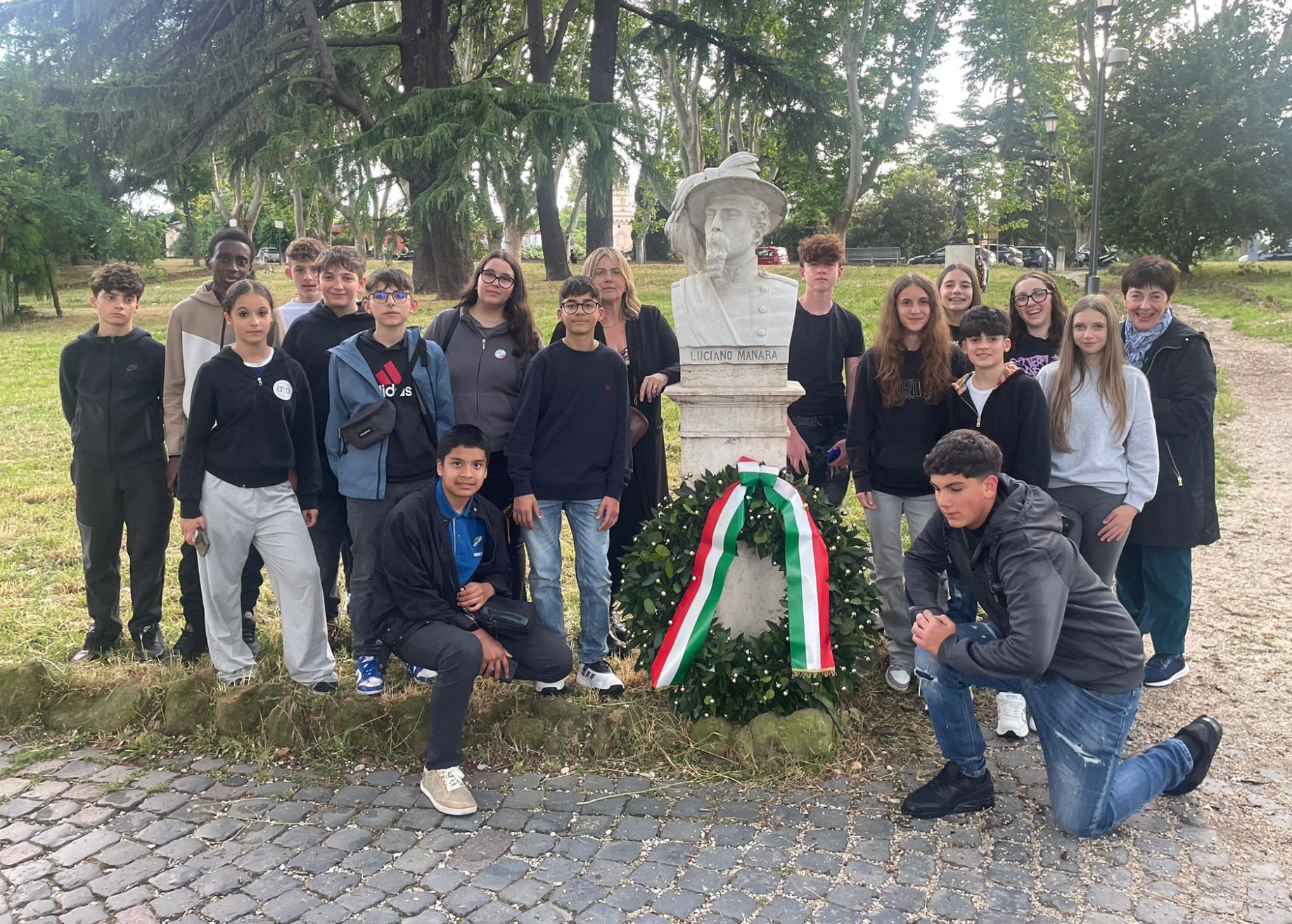 barzanopremioroma2.jpg (1.73 MB)