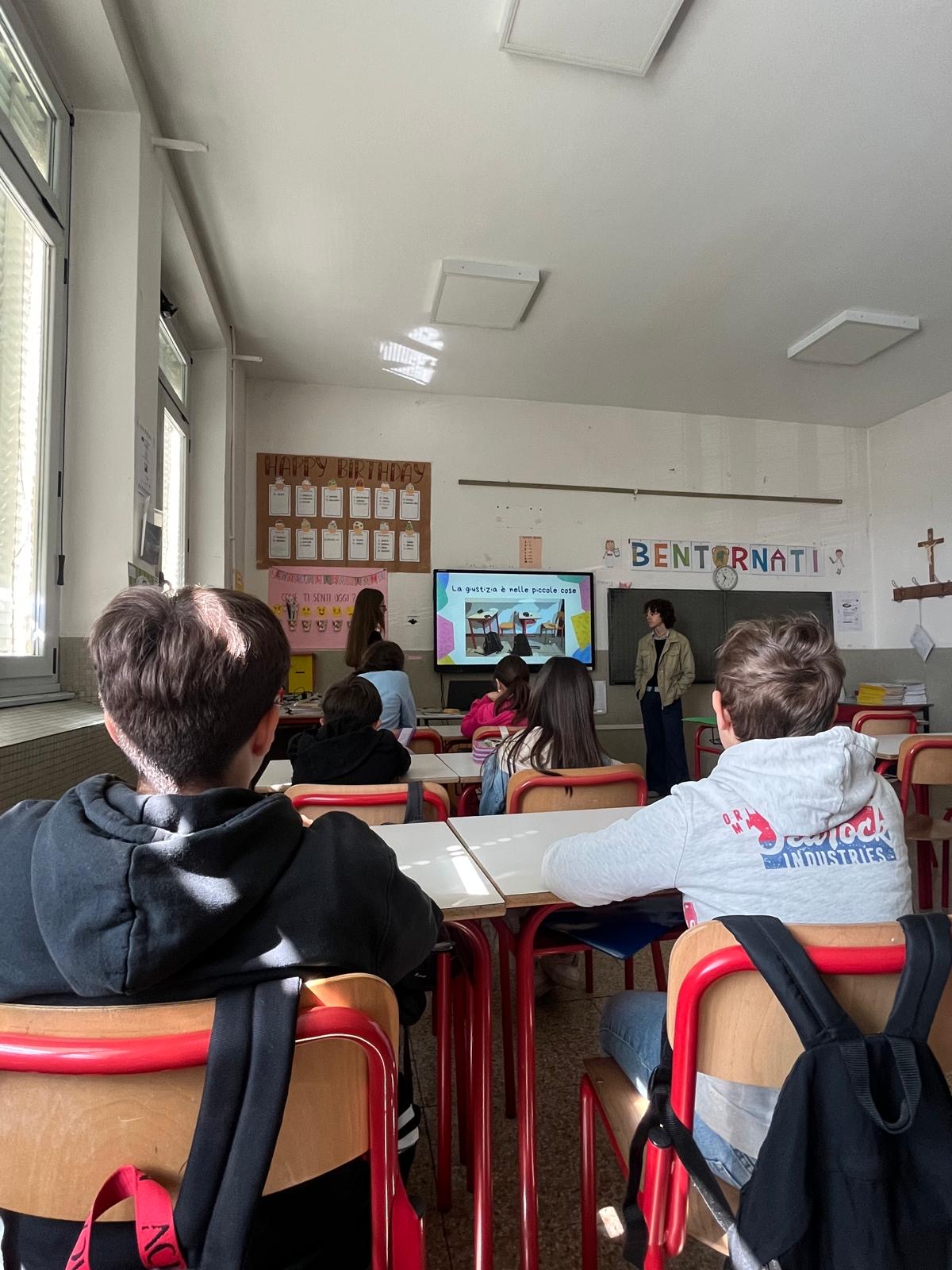casatenovo-scuola-legalita__1_.jpg (287 KB)