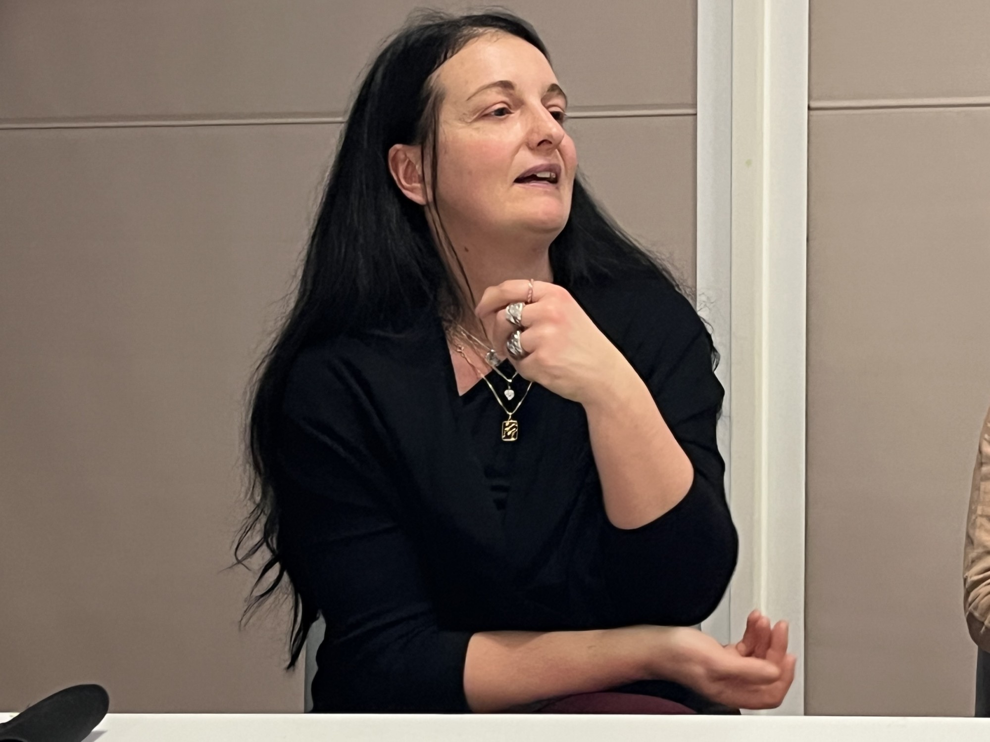 Angela_Pallesch.jpg (286 KB)