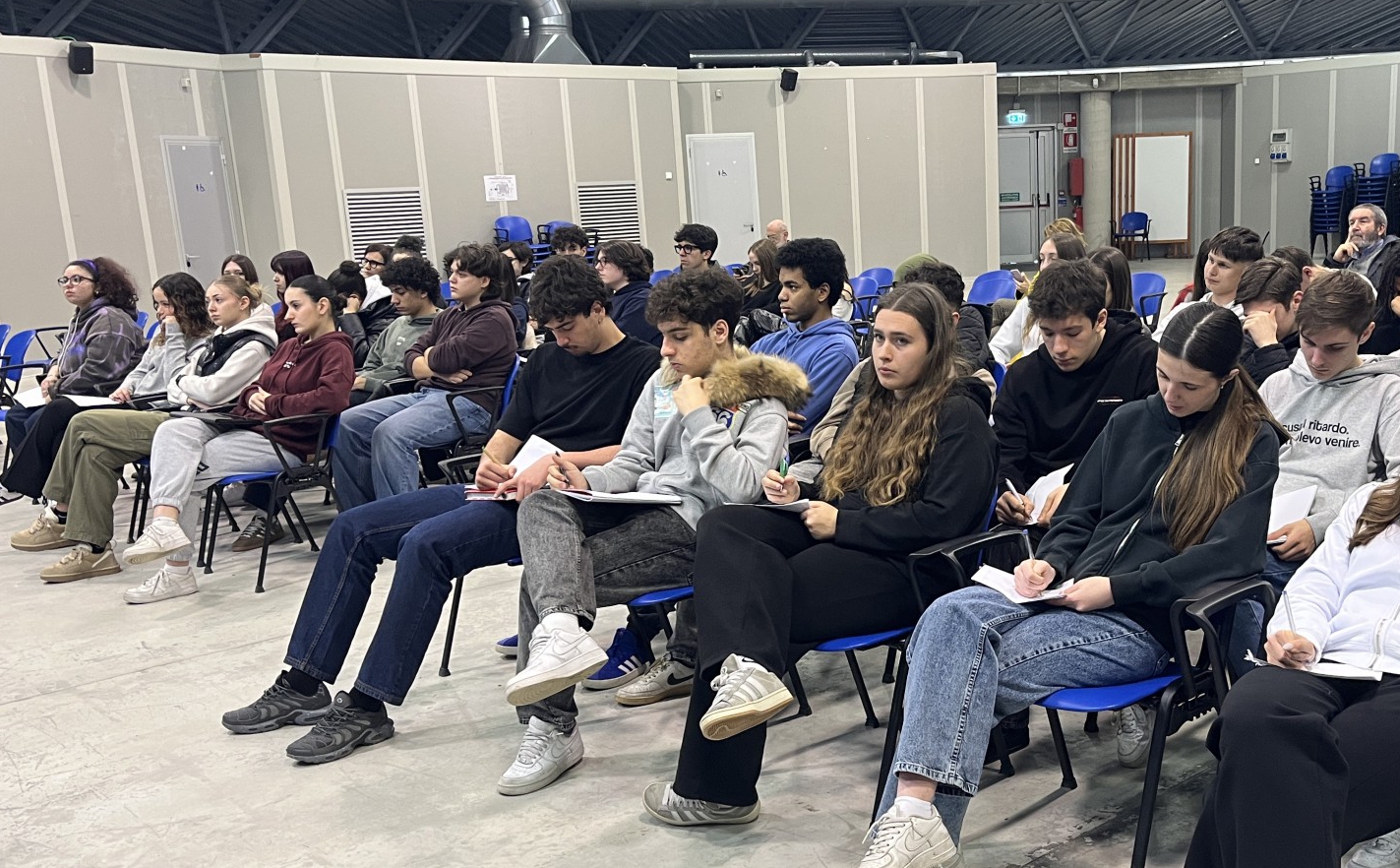 Bachelet_-_Prefetto_enti_locali_e_mafia-2.JPG (884 KB)