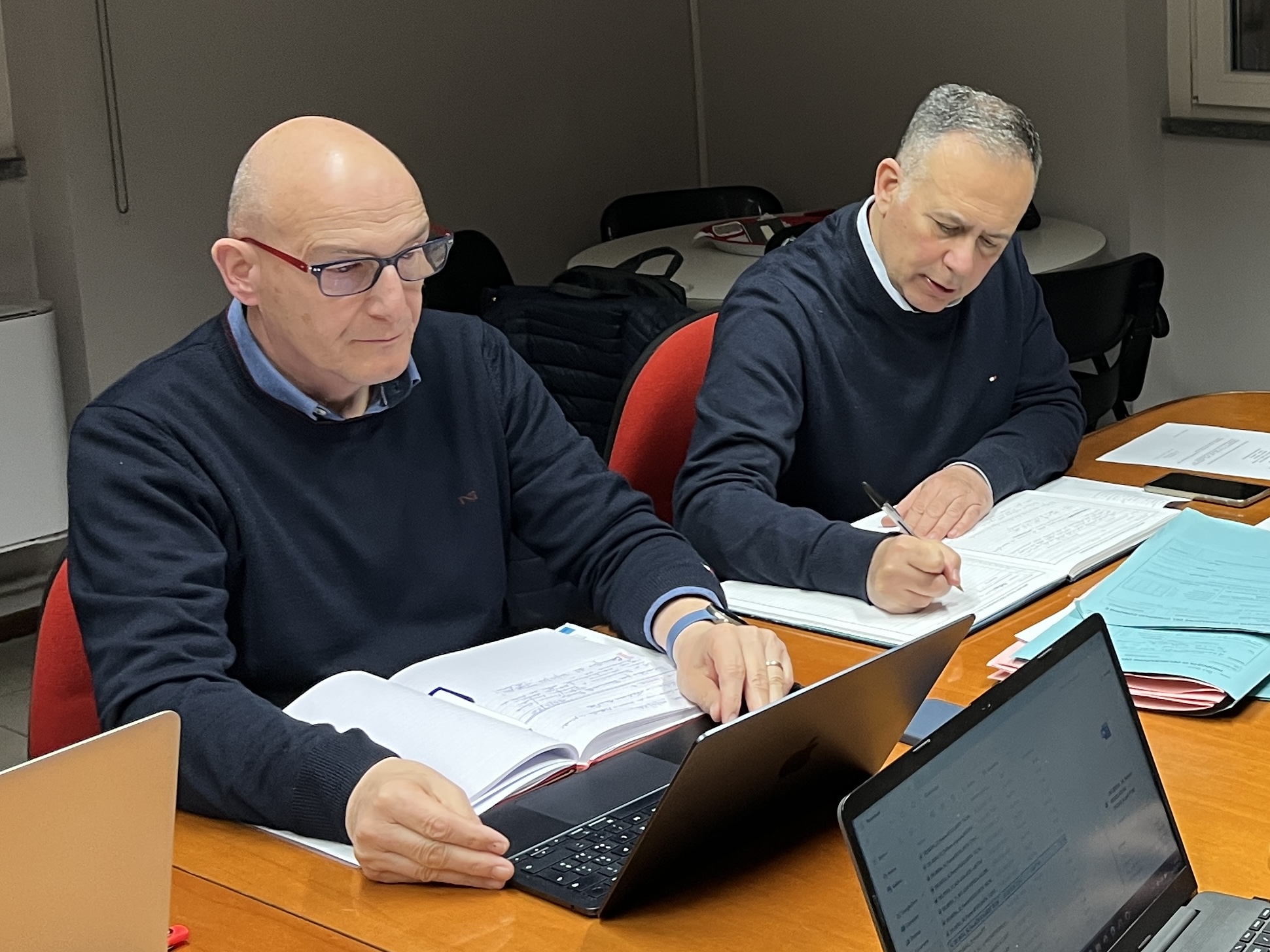 Barzago-consiglio-5.jpg (913 KB)