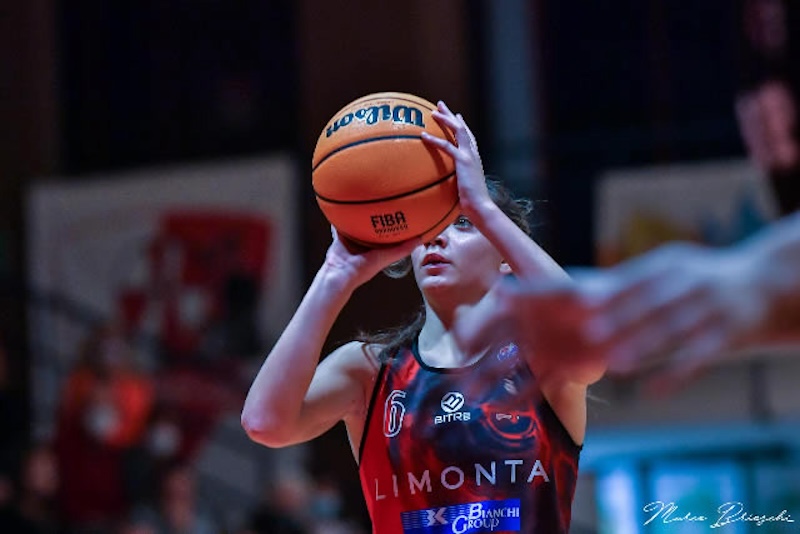 Costa_matilde_villa3.jpg (94 KB)