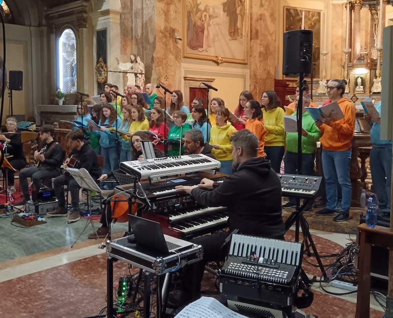 Costa_meditazione00005.jpg (232 KB)