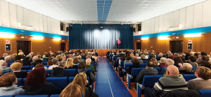 Teca_teatro00001.jpg (120 KB)