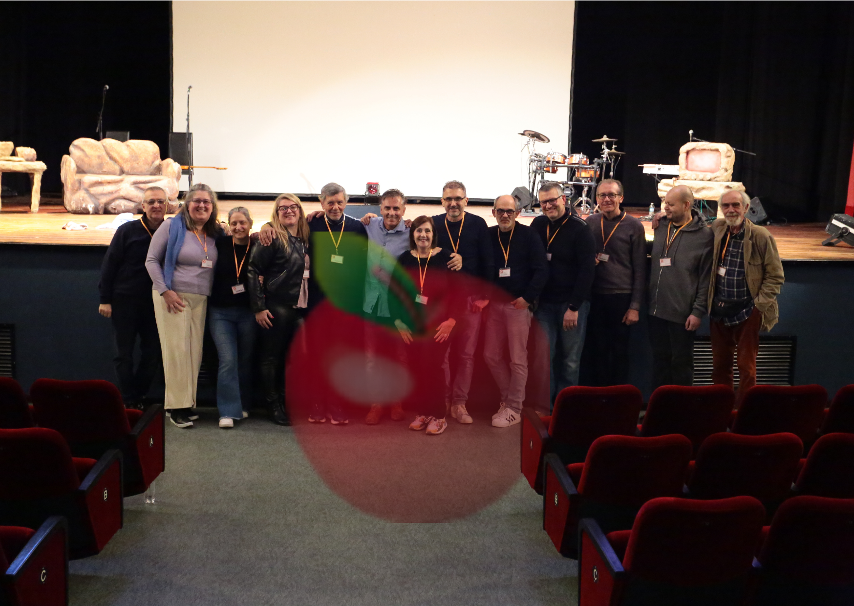 auditorium_caveman__10_.png (3.31 MB)