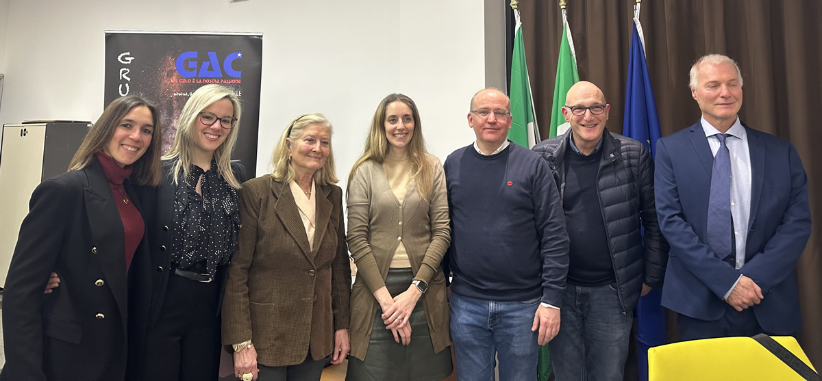 barzagodonne1.jpg (178 KB)