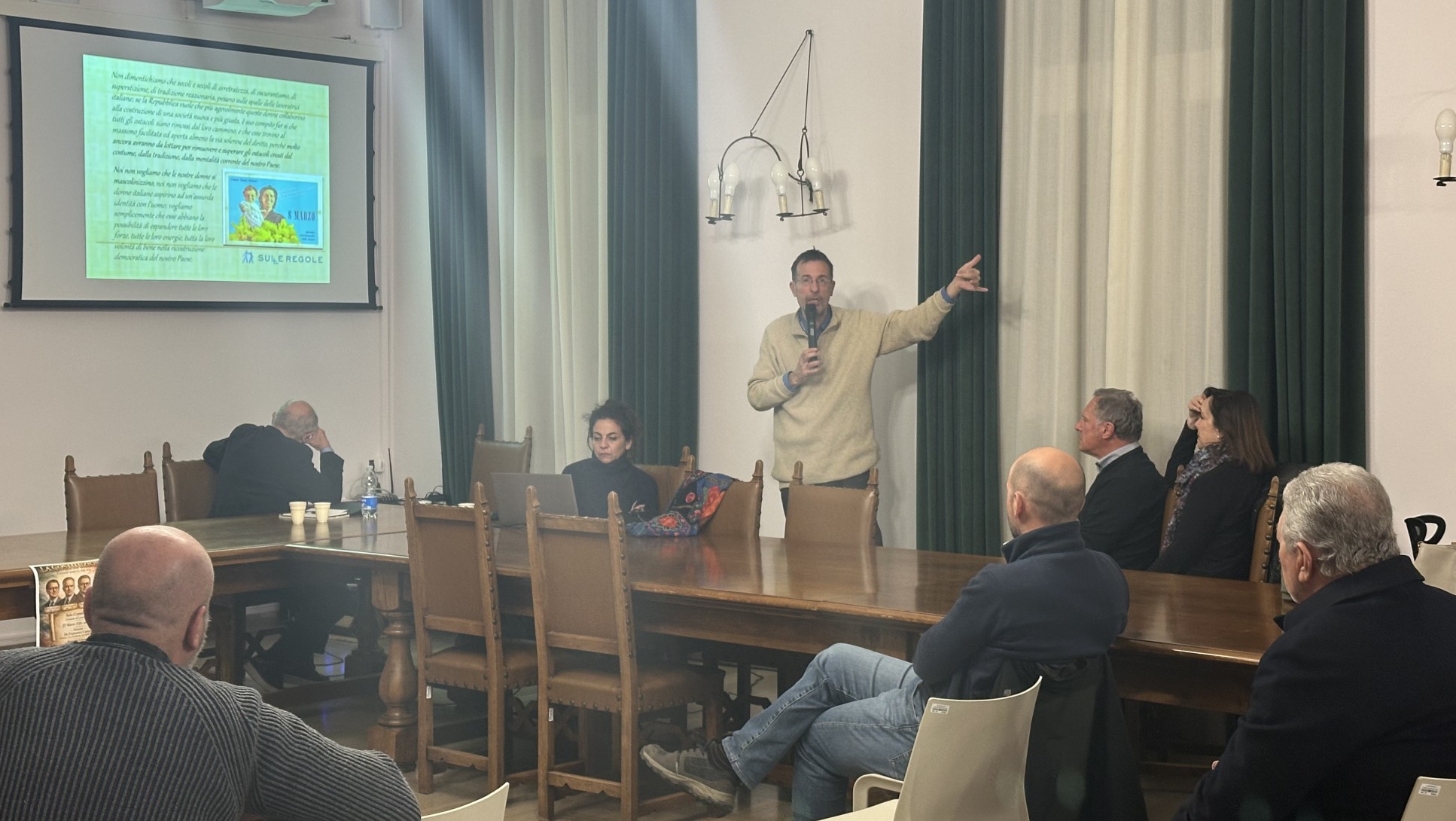 casatecostituzione__12_.jpeg (1016 KB)