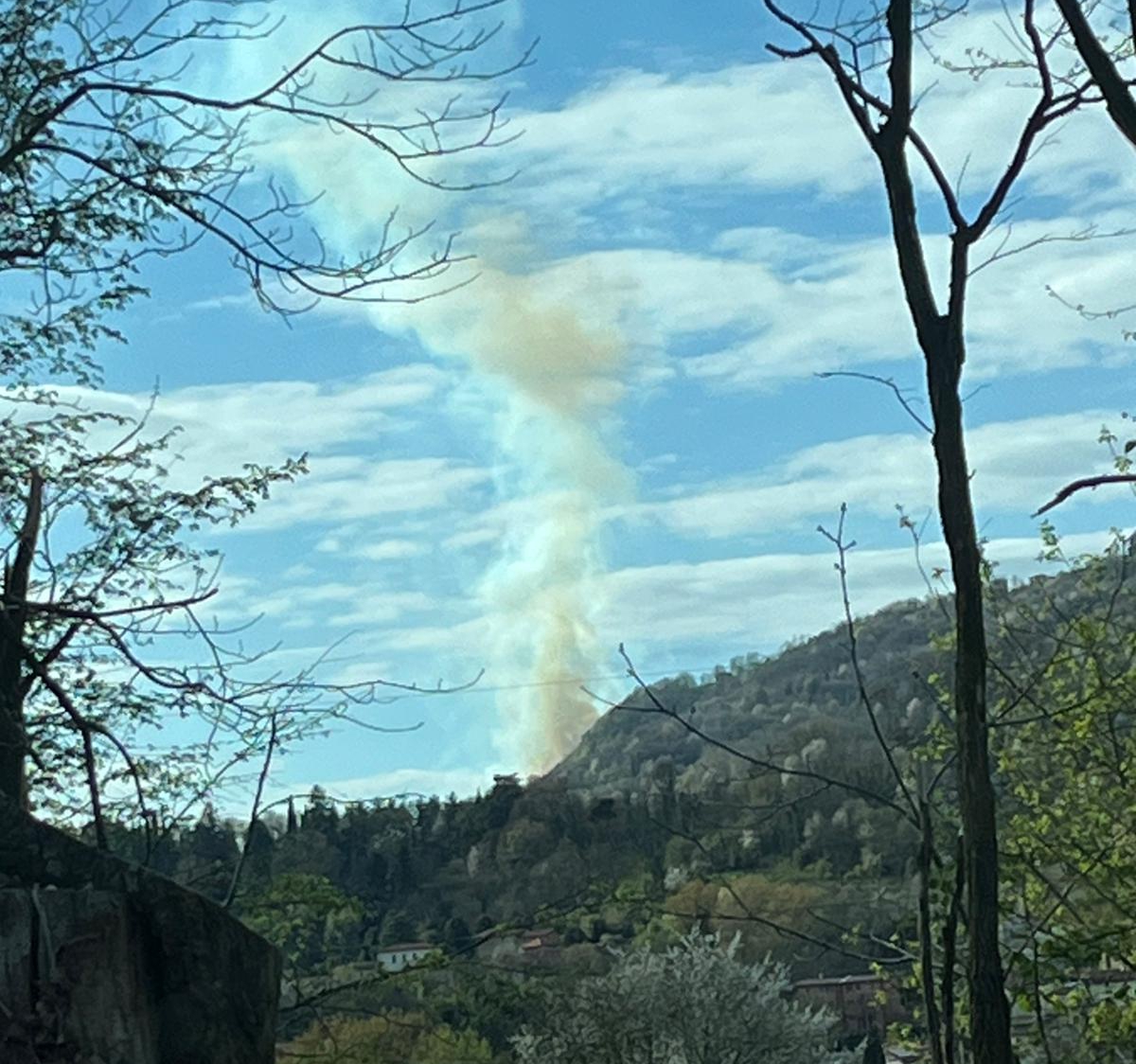 colleincendio1.jpg (644 KB)