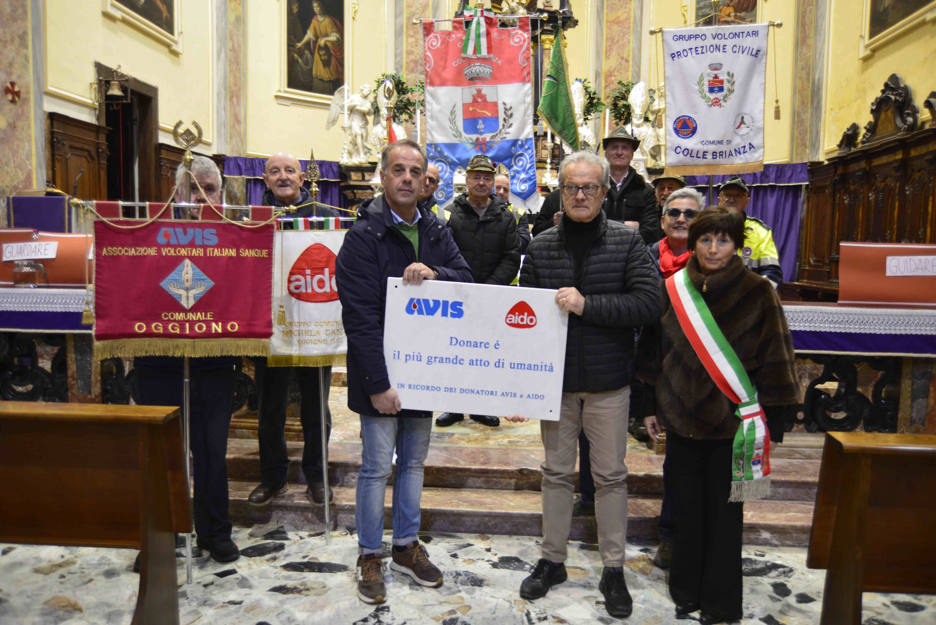 colletargadonatori__3_.jpeg (296 KB)