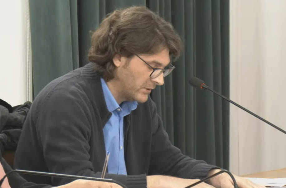 exambulatori4.jpg (36 KB)