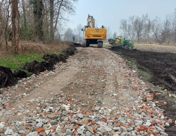 gandaloglio-oggiono__3_.jpg (240 KB)