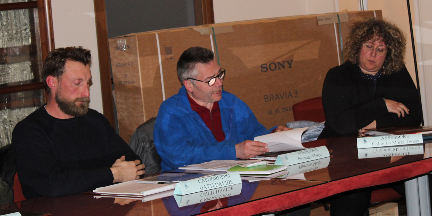 monticelloconsiglio5.jpg (340 KB)