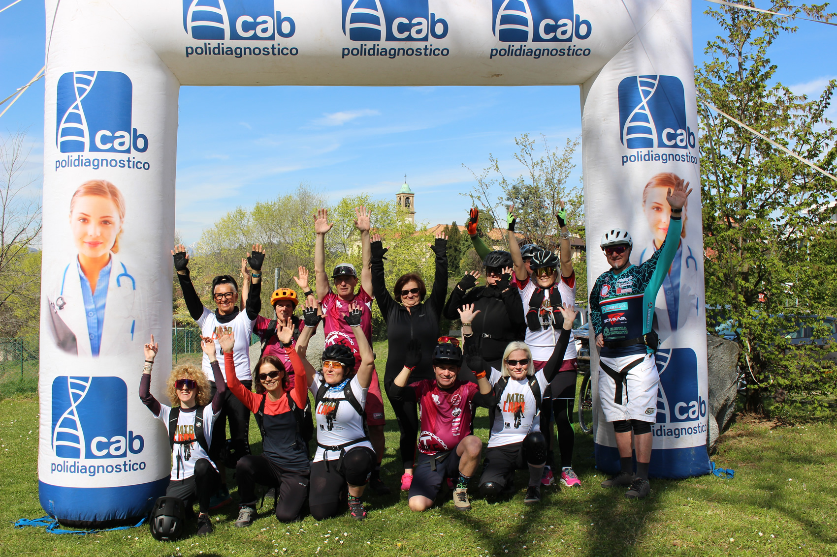 mtblady1.jpg (1.13 MB)