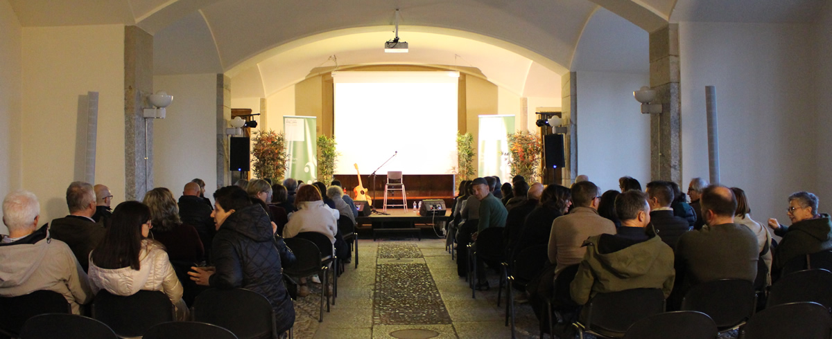 musicantimafia4.jpg (208 KB)