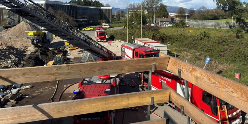 vimercateexibm___pr.jpeg (210 KB)