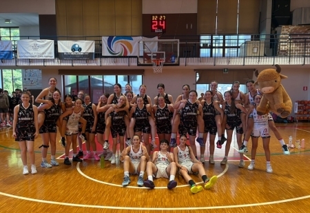 Costa_gemellaggio_basket_pr.jpg (125 KB)