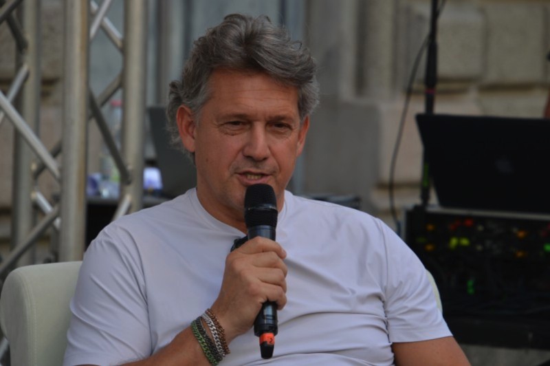 Galbiati_Dovebatteilcuore5.jpg (56 KB)