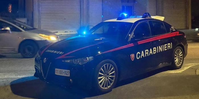 carabinierinotte.jpg (139 KB)