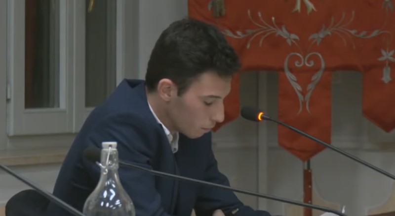 meregalliriccardo2.jpg (38 KB)