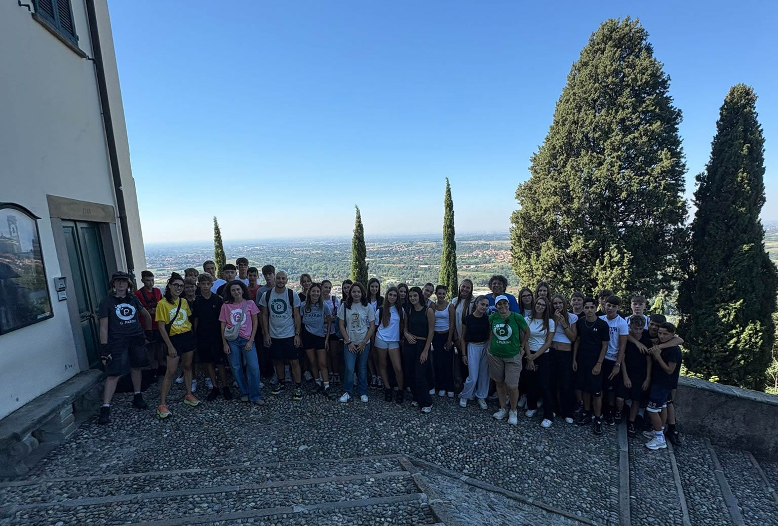 BarzanoAperturaScuola2.jpg (264 KB)